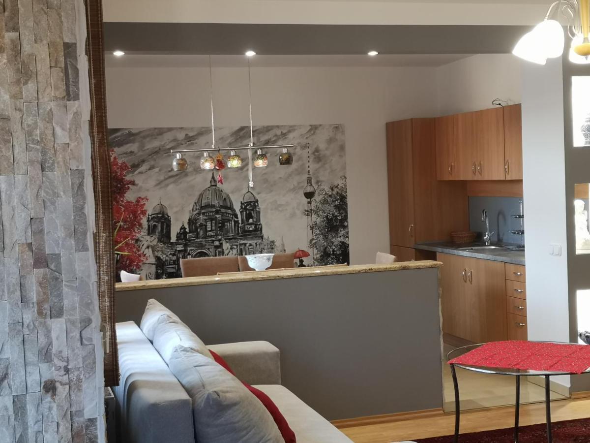 Hotello Apartmanhaz Es Panzio Zalaegerszeg Εξωτερικό φωτογραφία