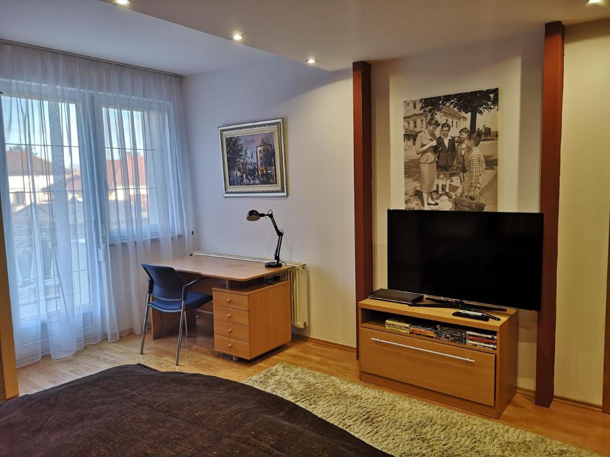 Hotello Apartmanhaz Es Panzio Zalaegerszeg Εξωτερικό φωτογραφία