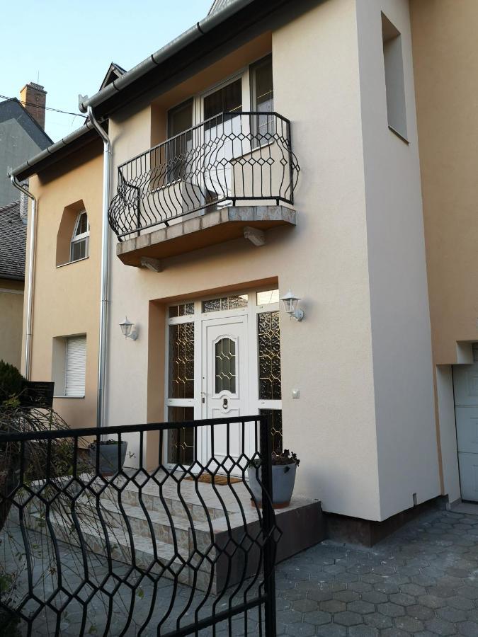 Hotello Apartmanhaz Es Panzio Zalaegerszeg Εξωτερικό φωτογραφία