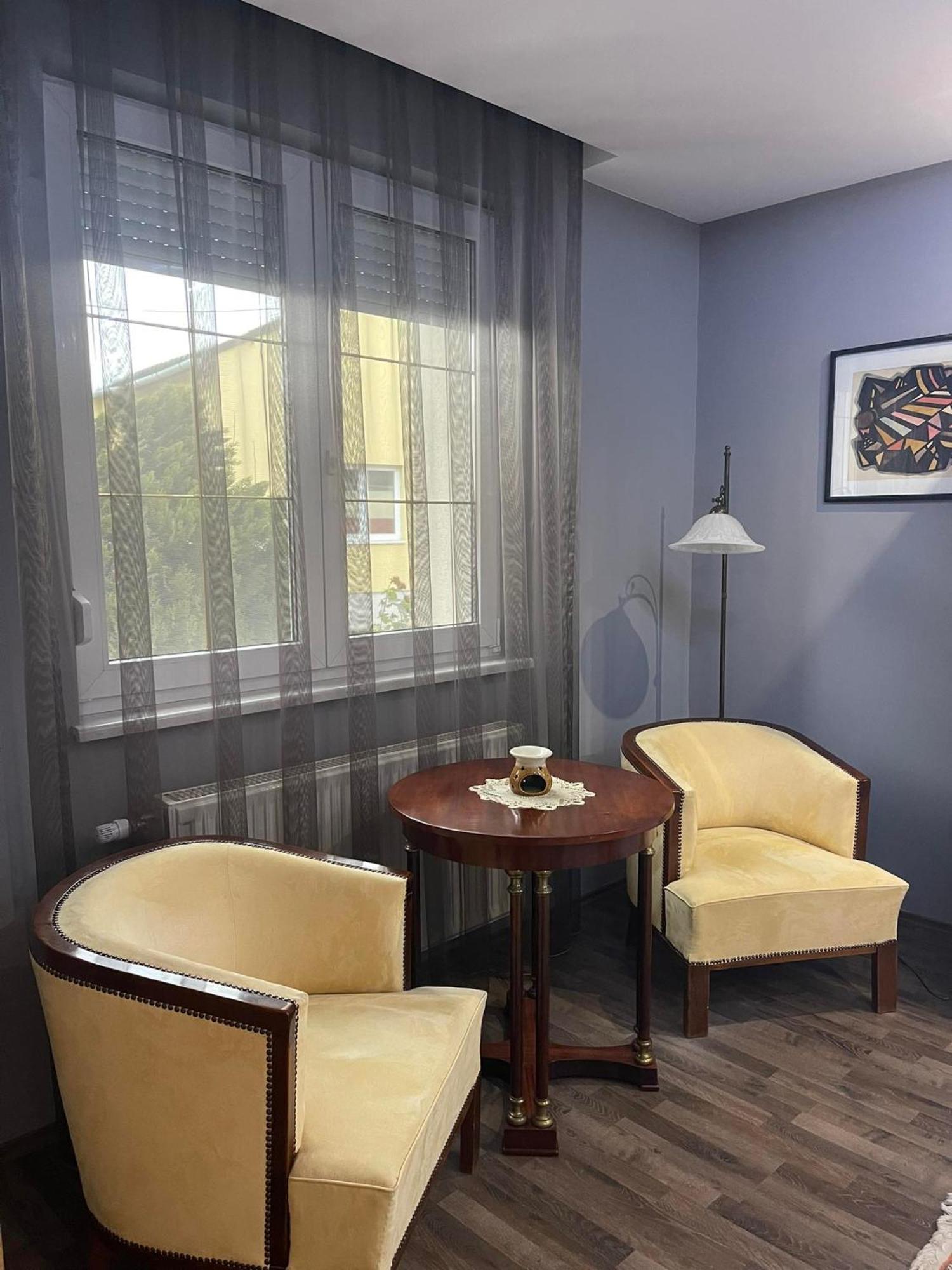 Hotello Apartmanhaz Es Panzio Zalaegerszeg Εξωτερικό φωτογραφία